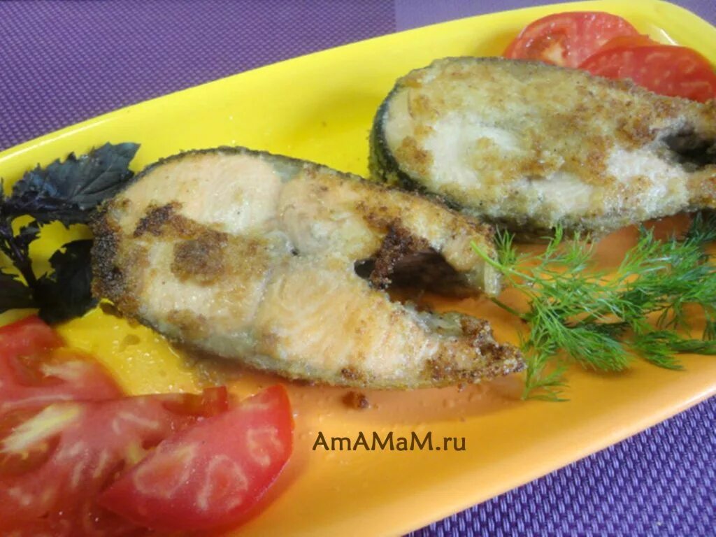 пожарить кету на сковороде вкусно и сочно. жареный стейк кеты. кета на сковороде сочная. кета в кляре на сковороде. как приготовить кету на сковороде сочной и мягкой.