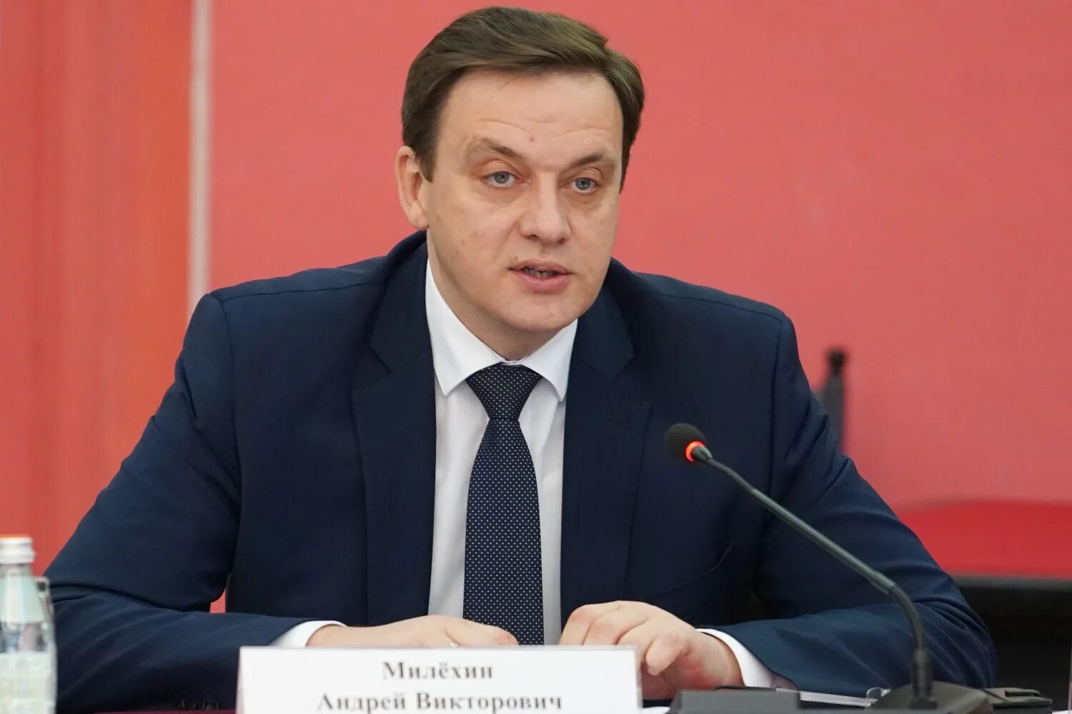Министр образования снят с должности. Министр образования Белгородской области Милехин.