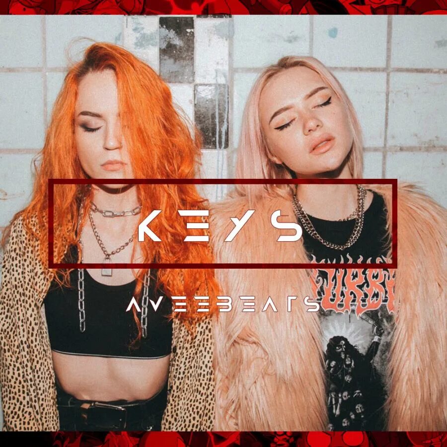 Кис кис парень блондинки. Кис кис я влюбилась в свою подругу. Бибпошлая молли лицо против бибера. Ногти в стиле кис кис группы. Группа пошлаяя молли постер.