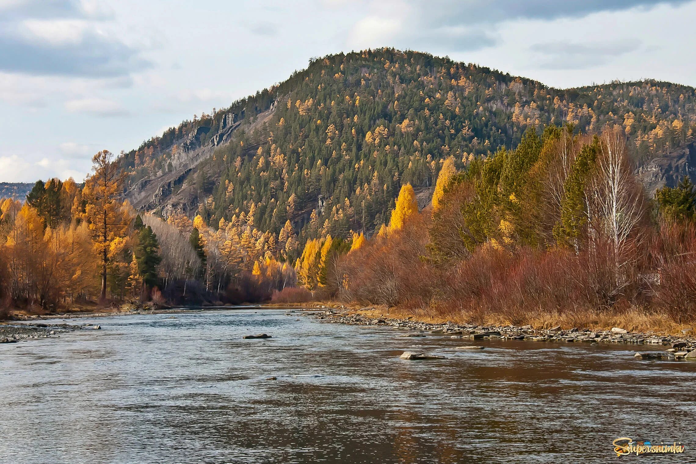Таксимо бодайбо. Золотые пески братское водохранилище. Золотой иркутская область. Золотой иркутская область. Братское море золотые пески турбазы.