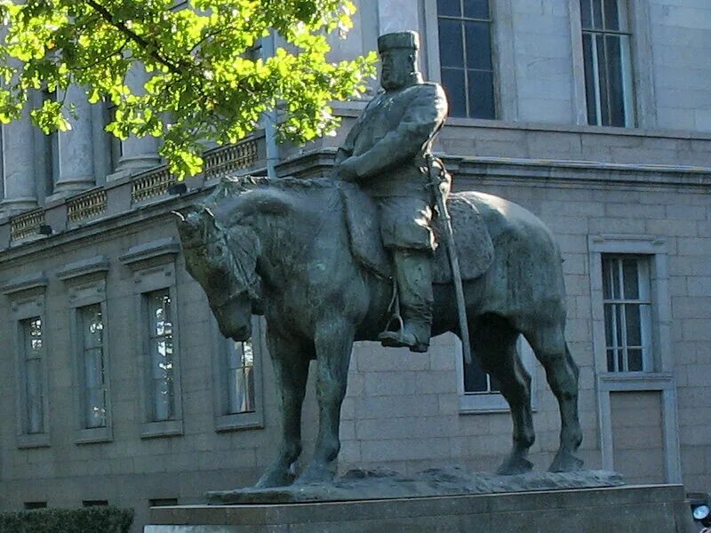 Памятник Александру III Трубецкой. Памятник Александру III скульптора Паоло Трубецкого. Трубецкой (памятник Александру III В Петербурге). Памятник александру третьему