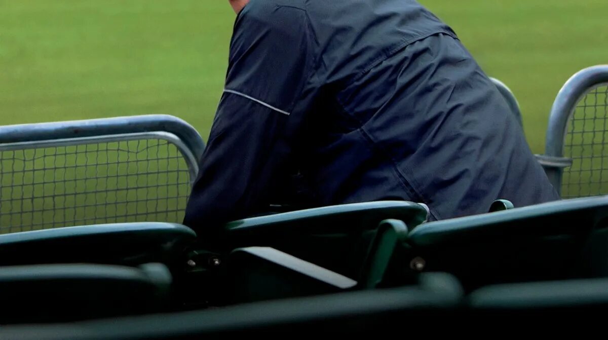 Человек который изменил все 2025. Moneyball 2011 надпись. человек который изменил все проигрыш. moneyball толстовка. moneyball 4 сезон 6 серия.