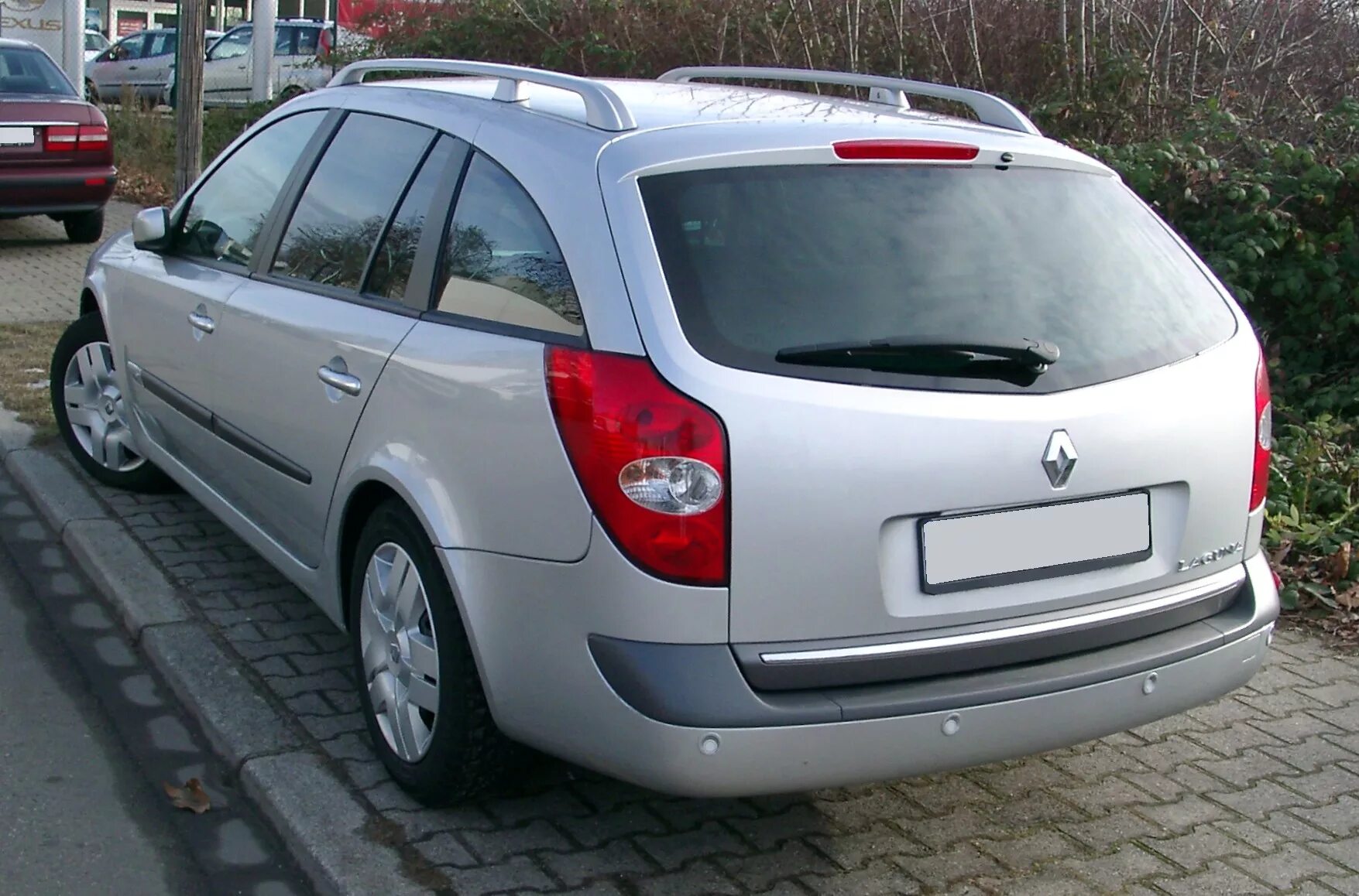 Рено лагуна 2 универсал дизель. Рено Лагуна 2 универсал. Renault Laguna 2006 универсал. Рено Лагуна универсал 2001. Рено Лагуна 2005 универсал.