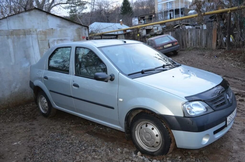 Купить рено логан в свердловской области. Renault Logan 2009. Логан 2009г. Renault Logan (2009-н.в). КПК Рено Логан 2009.