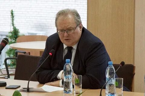 Директор института образования