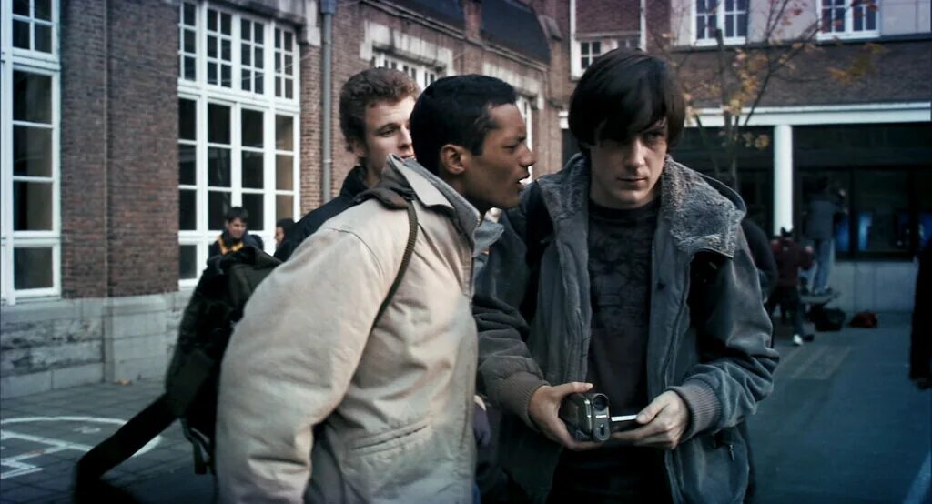 йен медоуз. бен фильм 2007. джейк джилленхол бэтмен. роберт паттинсон роли в фильмах. в каких фильмах снимался бен.