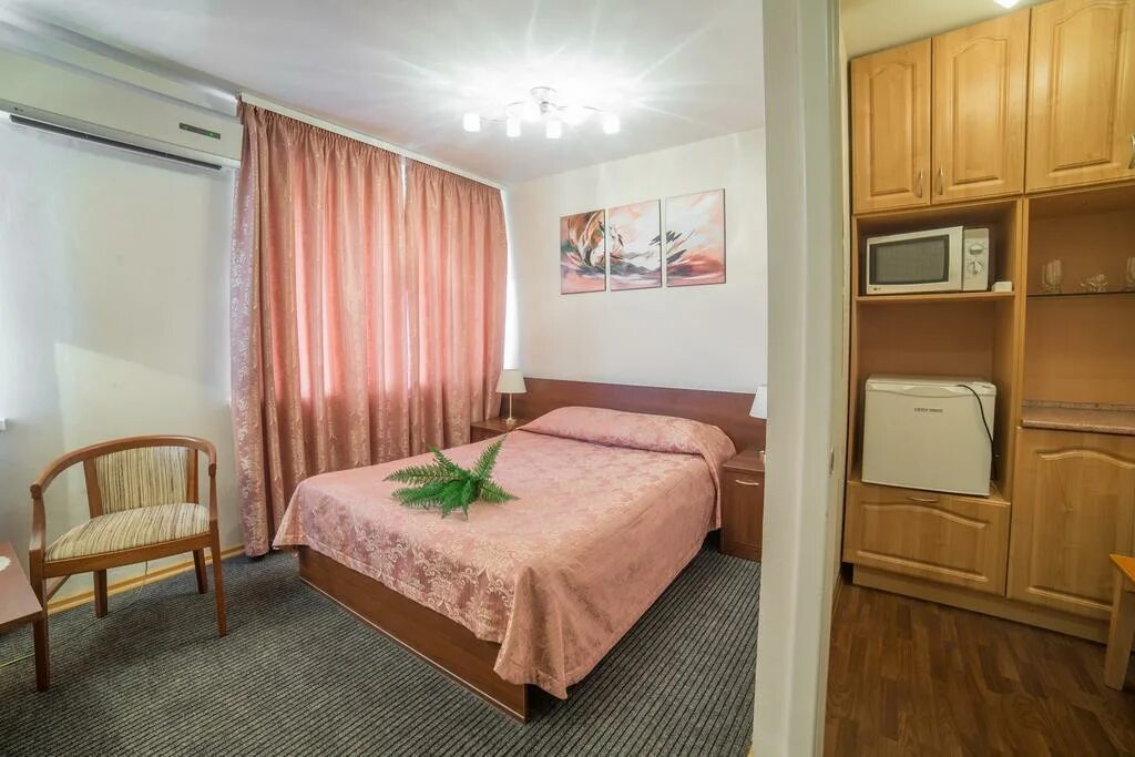 Гостиница приморье владивосток. Гостиница владивосток во владивостоке. Набережная 10 владивосток азимут. Гостиница приморская владивосток. Отель азимут владивосток.