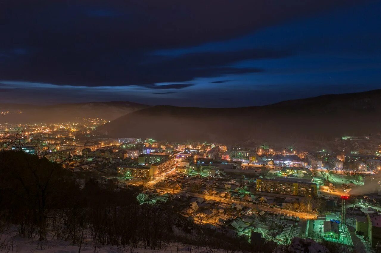 Свет горно алтайск. Горно Алтайск. Баку Горно Алтайск. Ночной Горно-Алтайск. Ночной вид Горно-Алтайск.