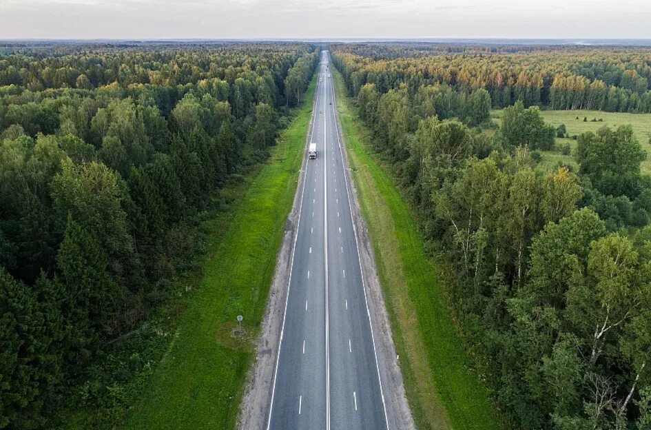 Транзитной белорусской автотрассы м1. Автомобильная дорога м 1 беларусь. Трасса м1 беларусь. Автомобильная дорога м 1 беларусь. М1 беларусь.