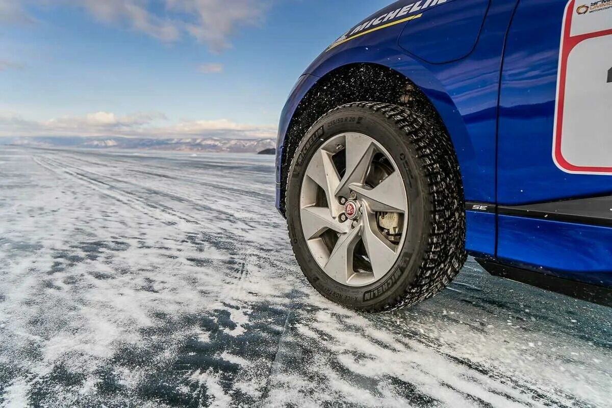 Авто айс шины и диски. Michelin latitude x-ice north 4. michelin x-ice north 4 tiguan. шины michelin x-ice north xin4. x-ice north 4 suv каен.