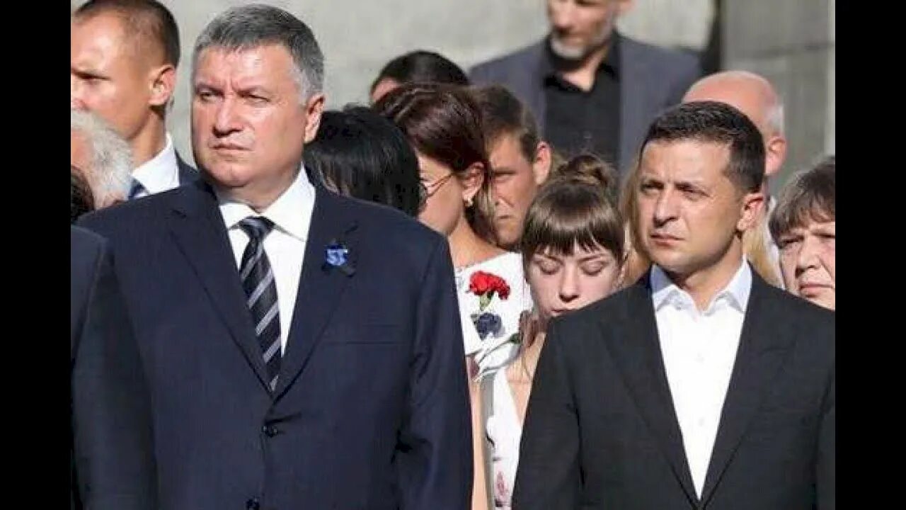 Аваков где сейчас находится 2025. Аваков.