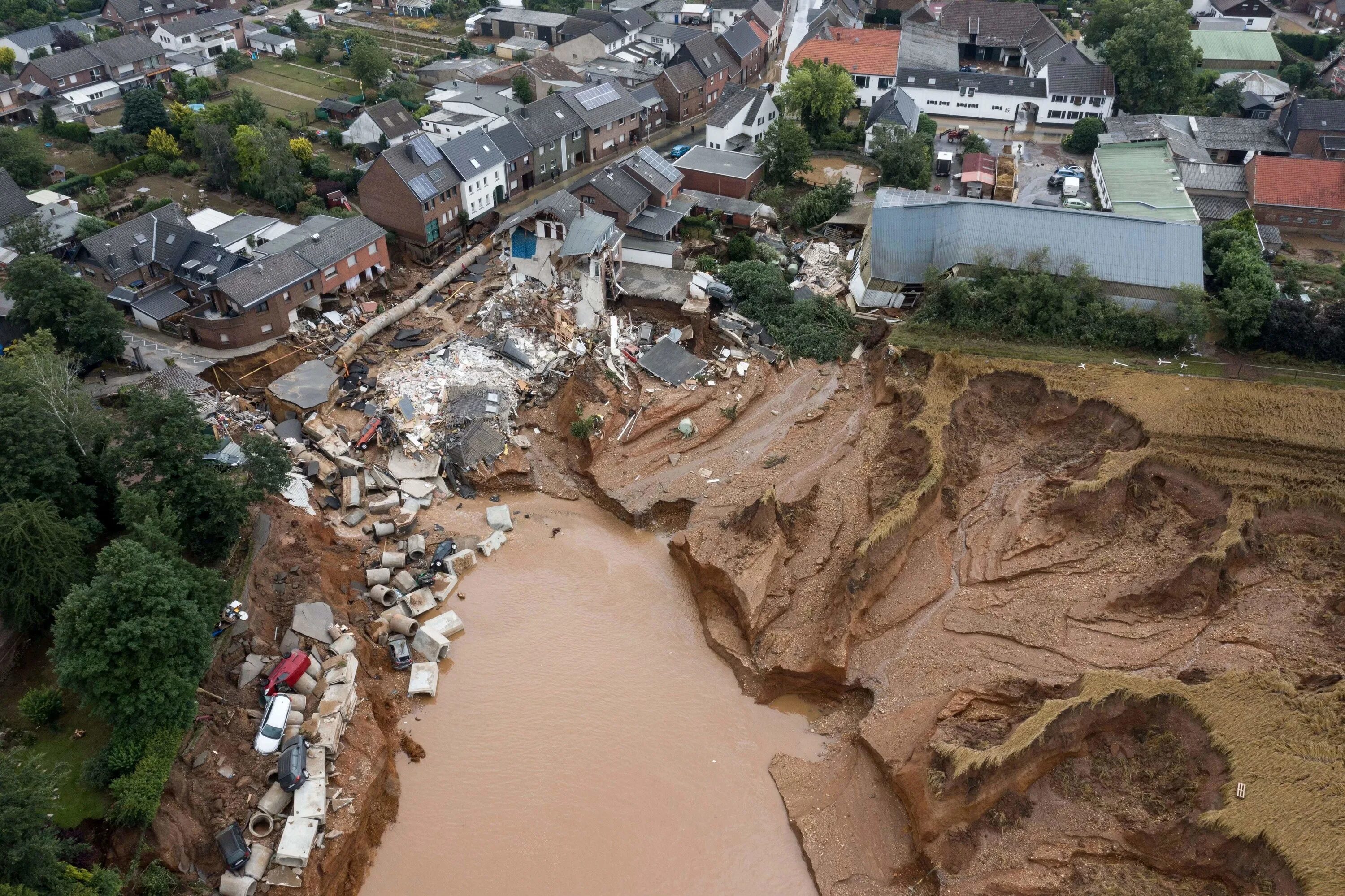 Flood natural disaster. Наводнение в Германии в июле 2021. Потоп в Германии 2021. Эрфтштадт Германия. Наводнения в Европе 2021 Германия.