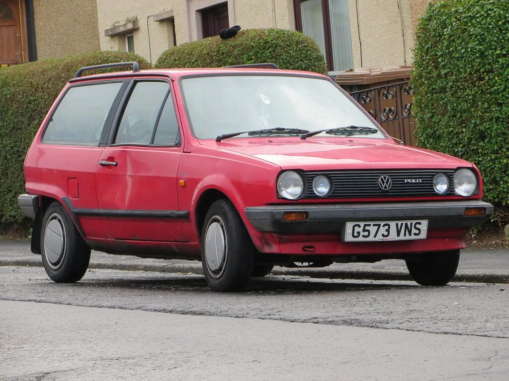 VW Polo 1990. VW Polo mk2. Фольксваген поло 1982. Фольксваген поло 1990. Поло 1 поколение
