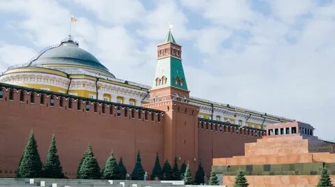 Кто ведет москва кремль
