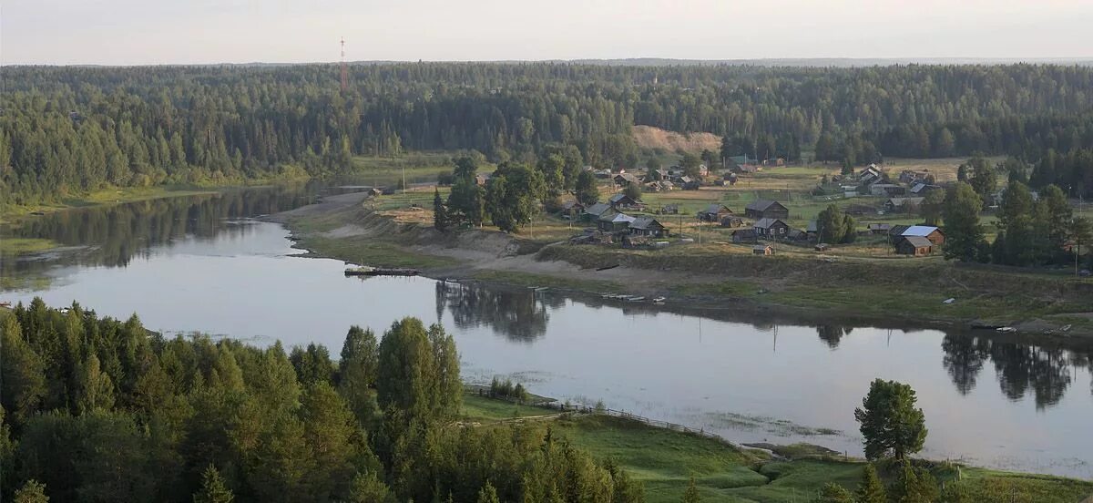 Поселок якша. Река печора троицко печорск. Посёлок якша республика коми. Посёлок якша республика коми. Деревня усть кожва республика коми.