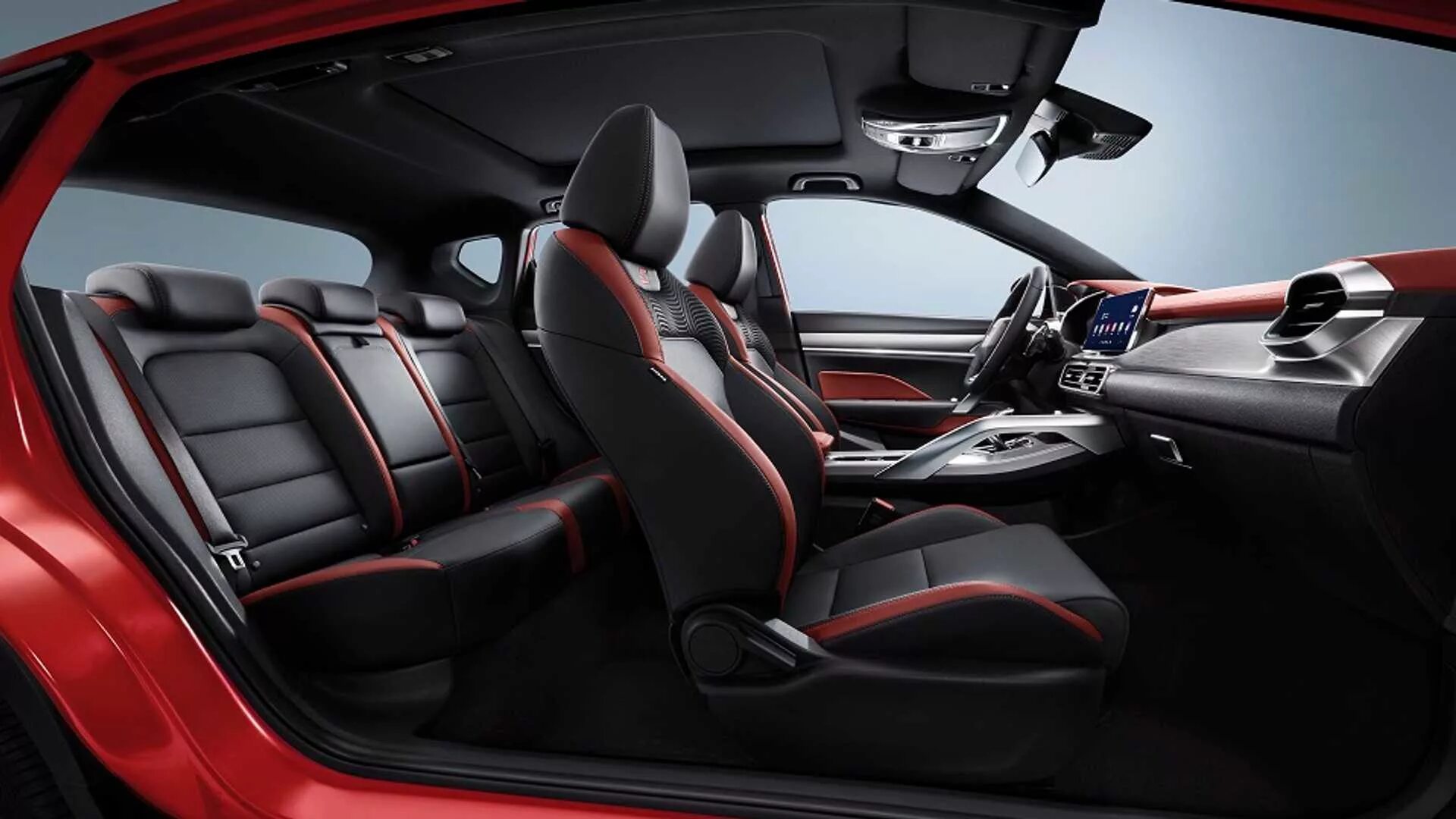Интерьер Geely Coolray Sport в кузове SX11 2020 года выпуска для рынка СНГ. Фото