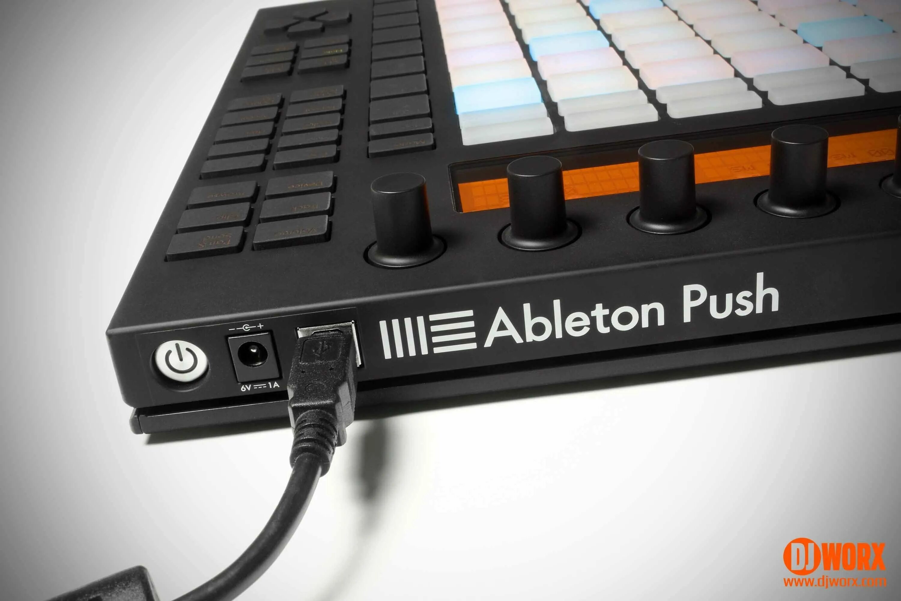 Контроллер для аблетон. Аблетон пуш 1. Ableton Push. Ableton Push 1 блок питания. Push first