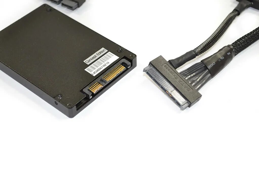Вход жесткого диска. SATA 3 разъем SSD. Сата 3 разъем для ссд. SATA Express HDD. SSD 2.0 SATA.