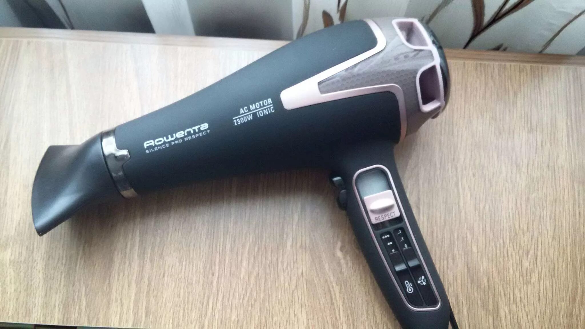 Фен rowenta instant dry. Rowenta cv8840f0. Rowenta cv5940f0. Rowenta powerline cv5940f0. Rowenta powerline cv5940f0.