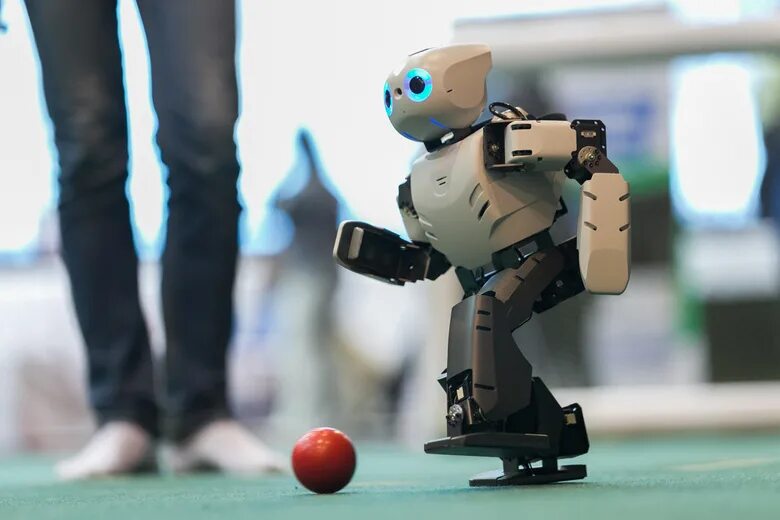 Футбол роботов. Робот "футболист". Соревнования роботов. Роботы в спорте.