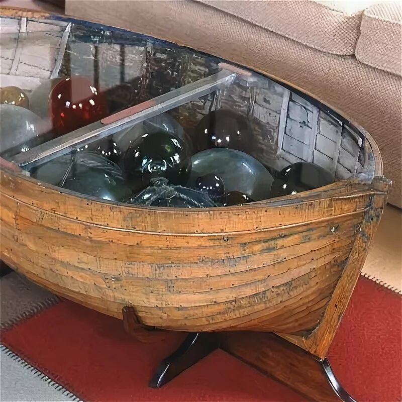 Стол из лодки. Журнальный столик "лодка". Декор из старой лодки. Стол в лодку. Creative unsinkable boat decor