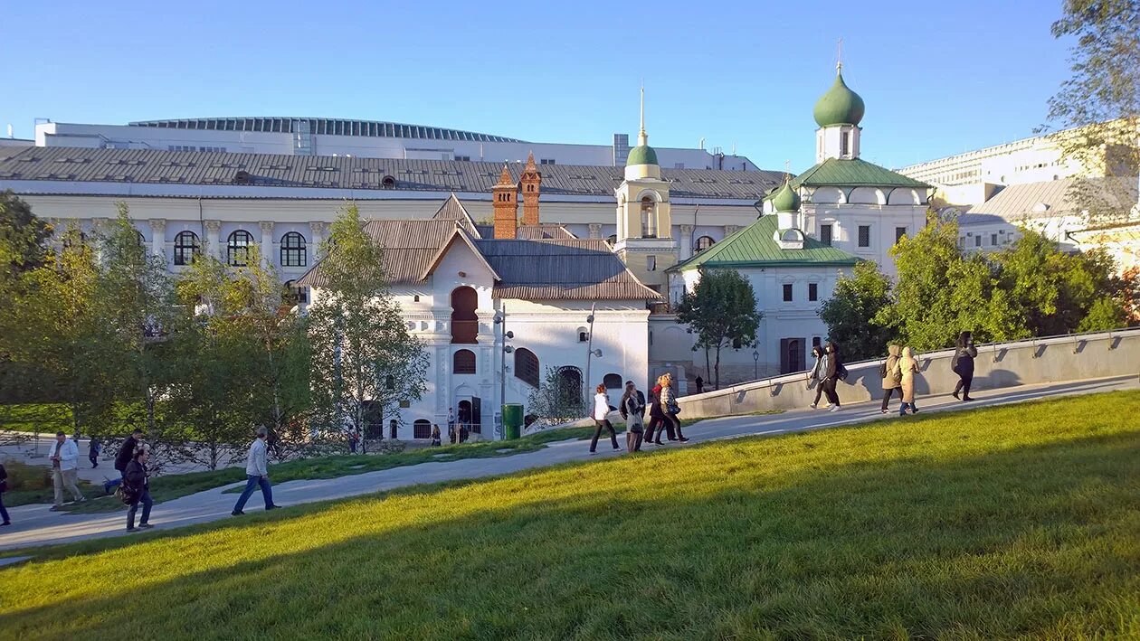 Зарядье ул варварка 6 стр 3. Парк зарядье старый английский двор. парк зарядье английский двор музей. музей зарядье старый английский двор. английское подворье парк зарядье.