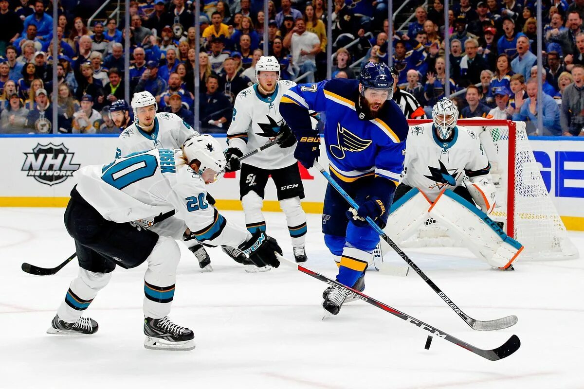 Watch hockey. Watch hockey. Watch hockey. Недавняя игра торонто мэйпл лифс 2022 года. Watch hockey.