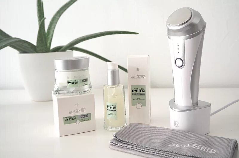 Lr zeitgard сыворотка. 16 /641672/до 01. Ночная маска лр. 2023г. Набор анти эйдж от лр.