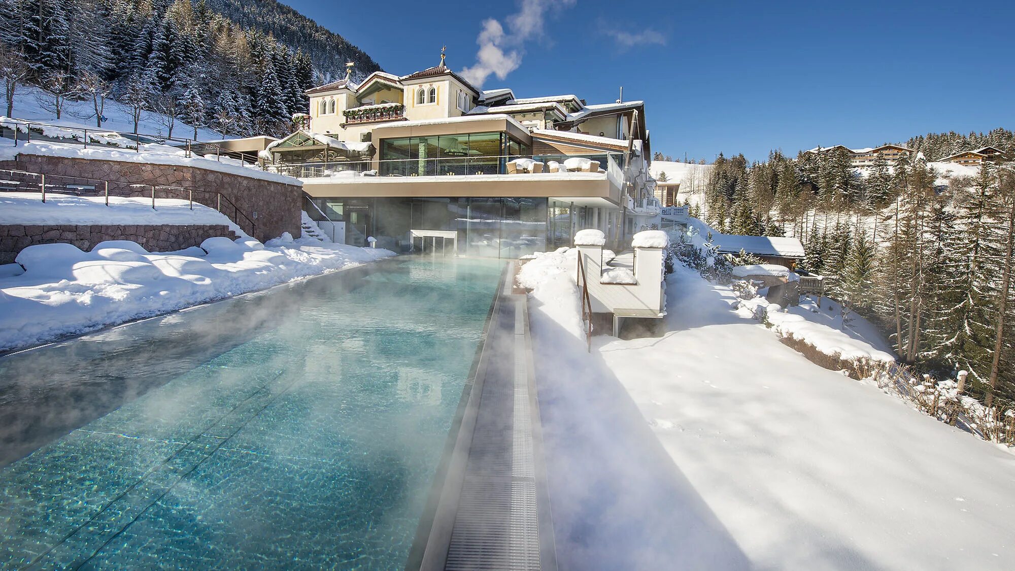 Mountain resorts. Mountain resort компания. Infinity pool dolomites. Спа эрмитаж фото. Mountain spa.