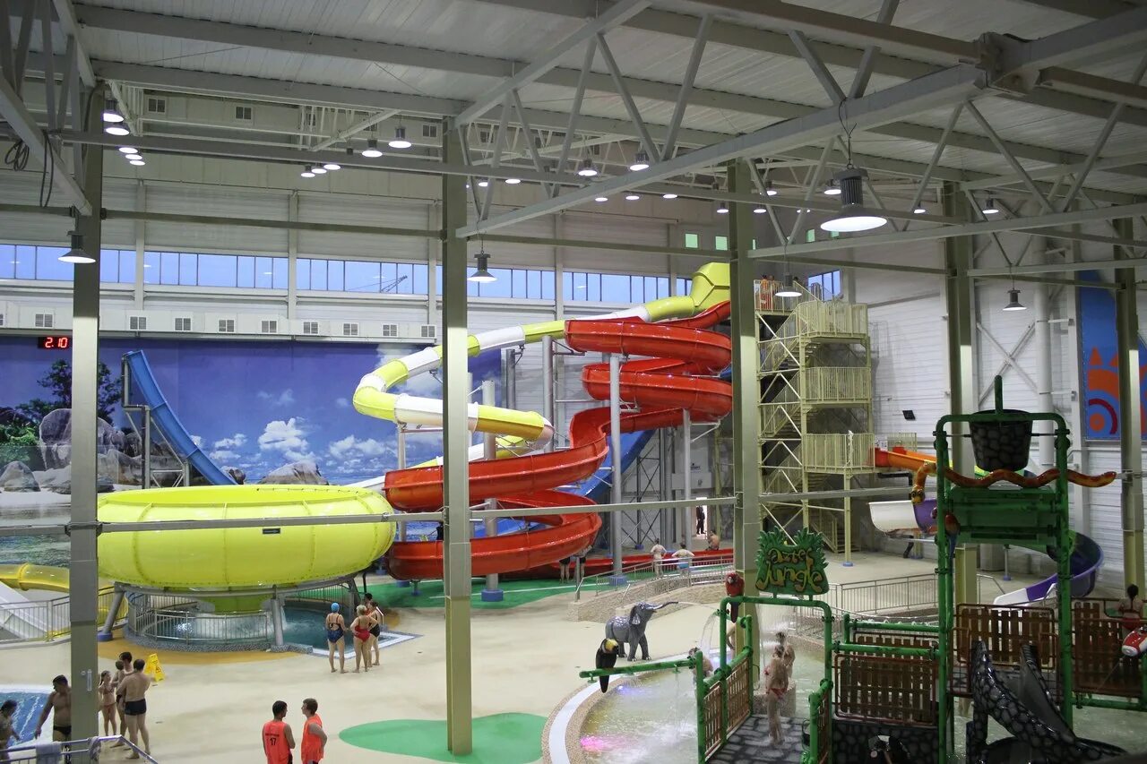 завертяева 5 акварио. аквапарк омск завертяева 5. аквапарк омск акварио. аквапарки омск адреса. акварио омск горки.