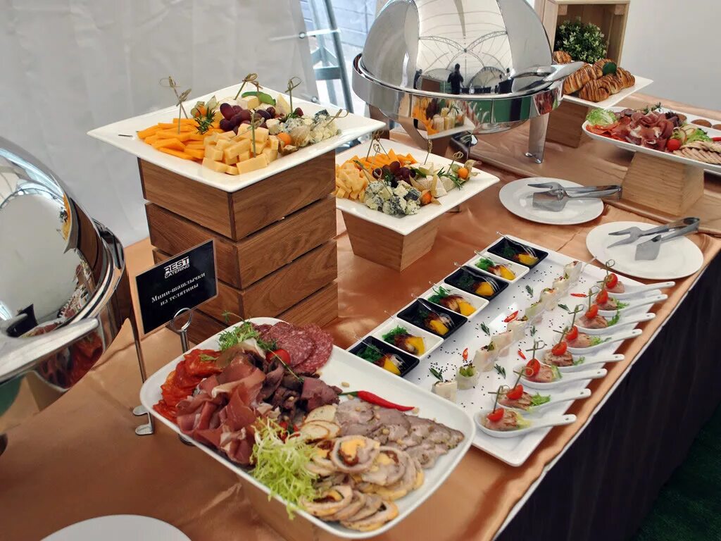 фуршет для мужчин на 23. сет салатов. москоу кейтеринг. москоу кейтеринг. москоу кейтеринг.