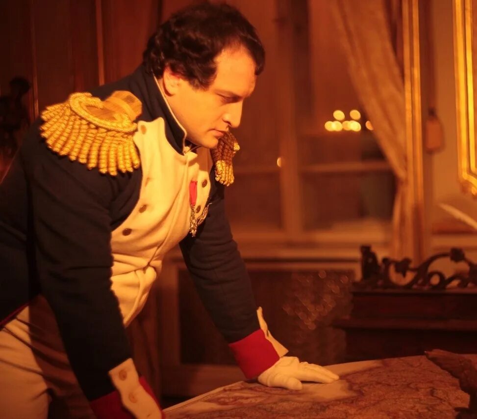 Наполеон rutube. 1812-1815. заграничный поход. наполеон бонапарт стар медиа.