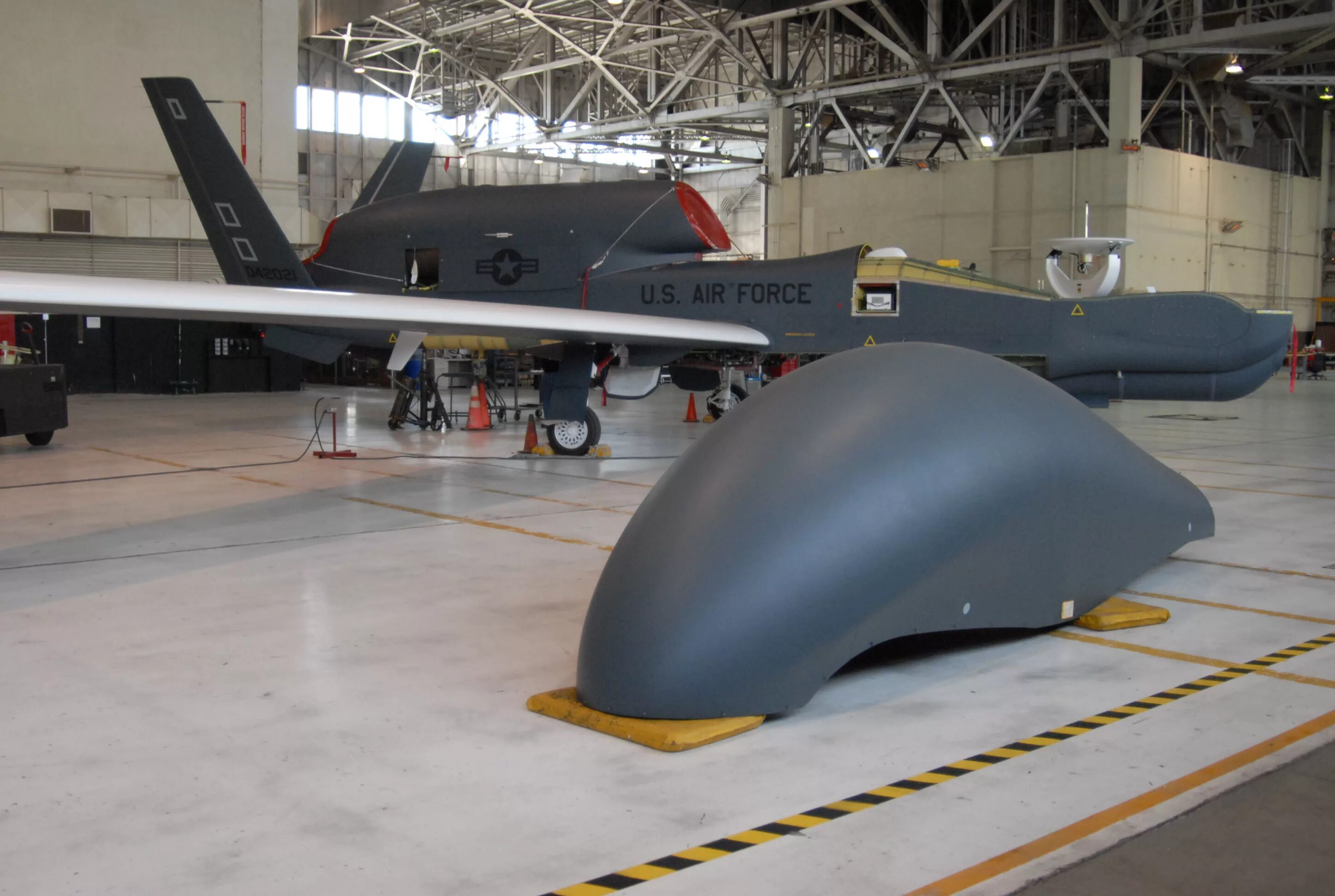 Глобал хок. «Глобал Хок» RQ-4. БПЛА RQ-4b Global Hawk. Northrop Grumman RQ-4b Global Hawk. Дрон RQ-4 Global Hawk.