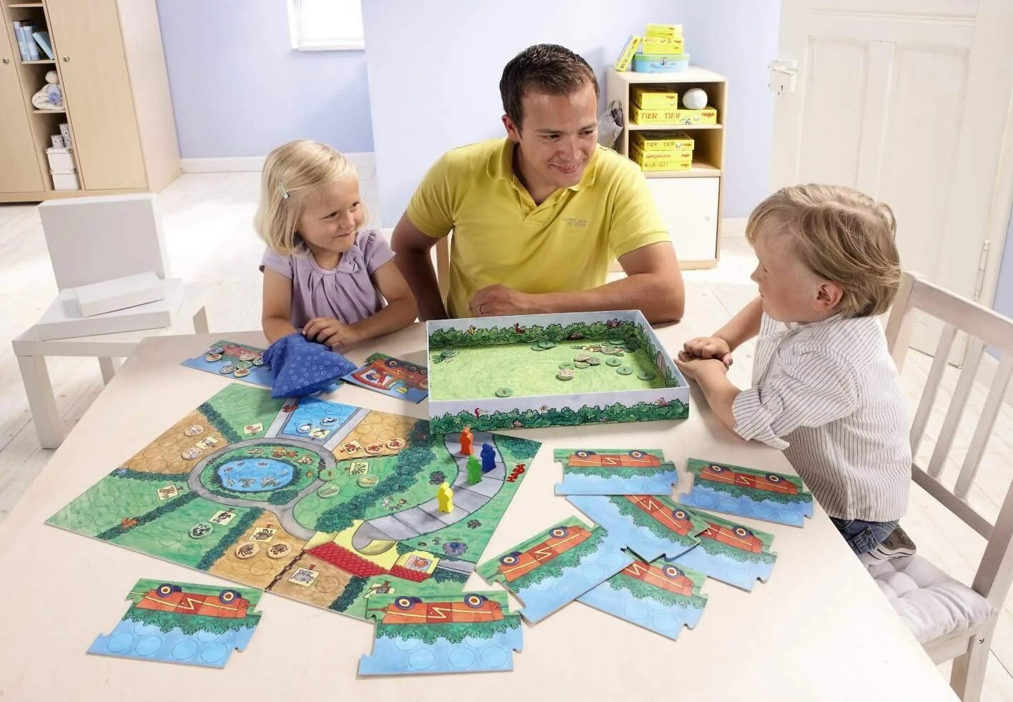 Кемперы в играх. Rv family. Игры семейные путешествия. Игры семейные путешествия. Tiny lands.