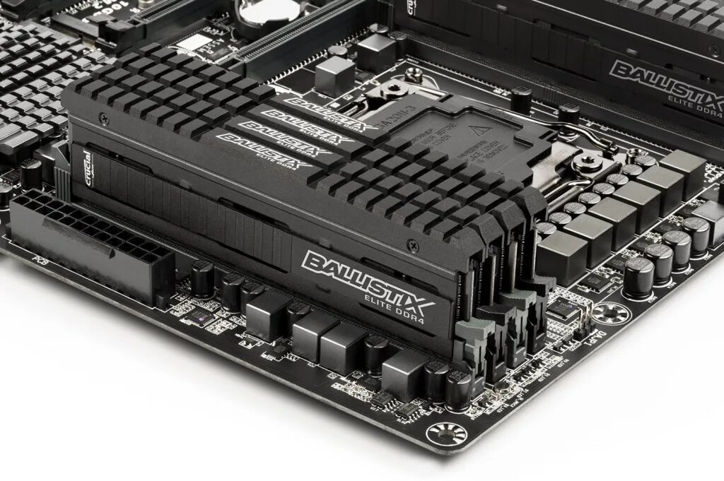 Как подобрать память к процессору. Crucial Ballistix ddr4 2666. Crucial Ballistix Elite ddr3. Модули компьютера. Крутая память для ПК.