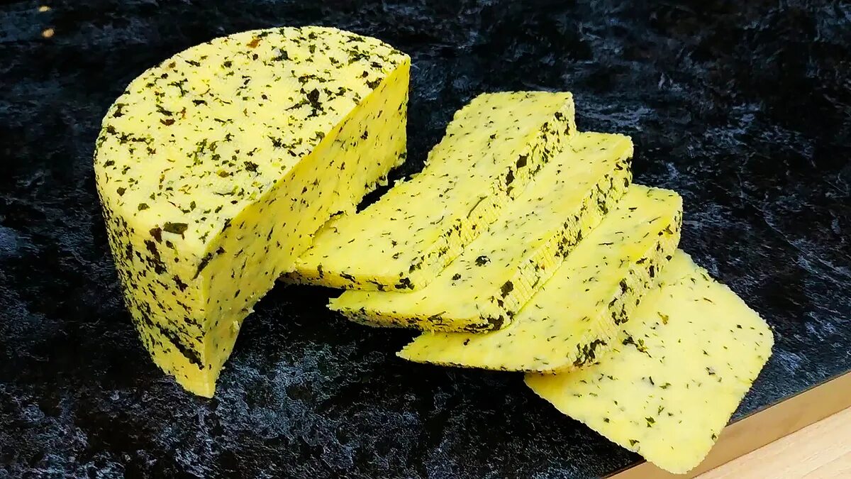 Сыр white stilton gold. Дорогой сыр. Самасир. Самасир. Самый дорогой сыр.
