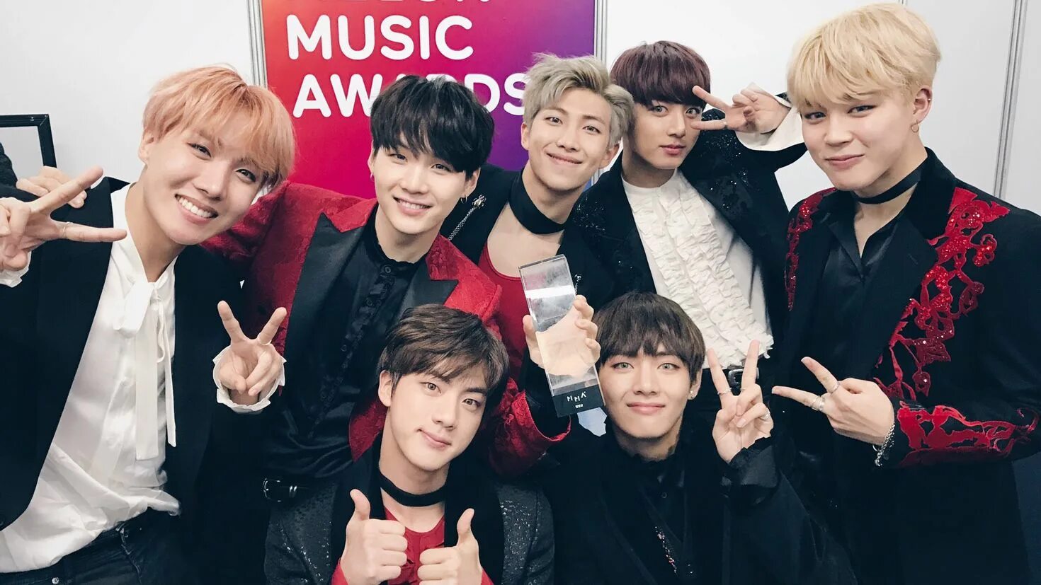 Сколько лет bts в 2025 году. Группа бтс 2025. bts 2016. bts mma 2016. bts фотосессия 2016.