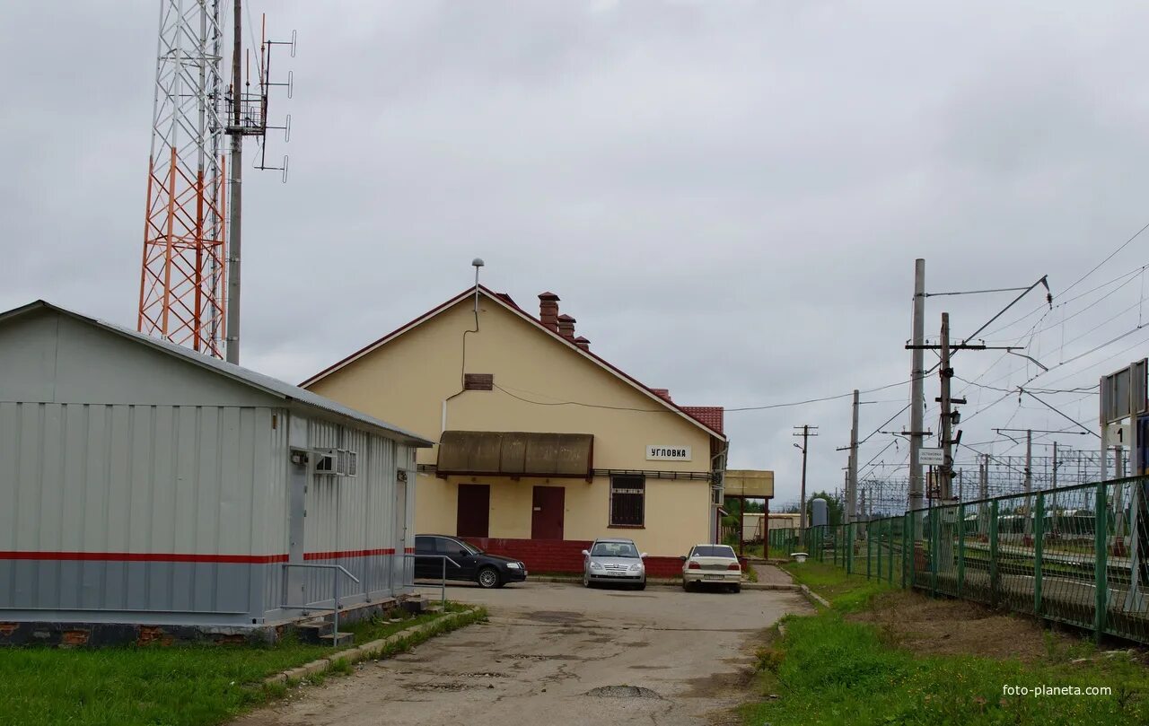 Погода в угловке новгородской области на 10. Станция селище Окуловский район. Станция Угловка Новгородская область. Угловка ЖД вокзал. Угловка Новгородская область ЖД вокзал.