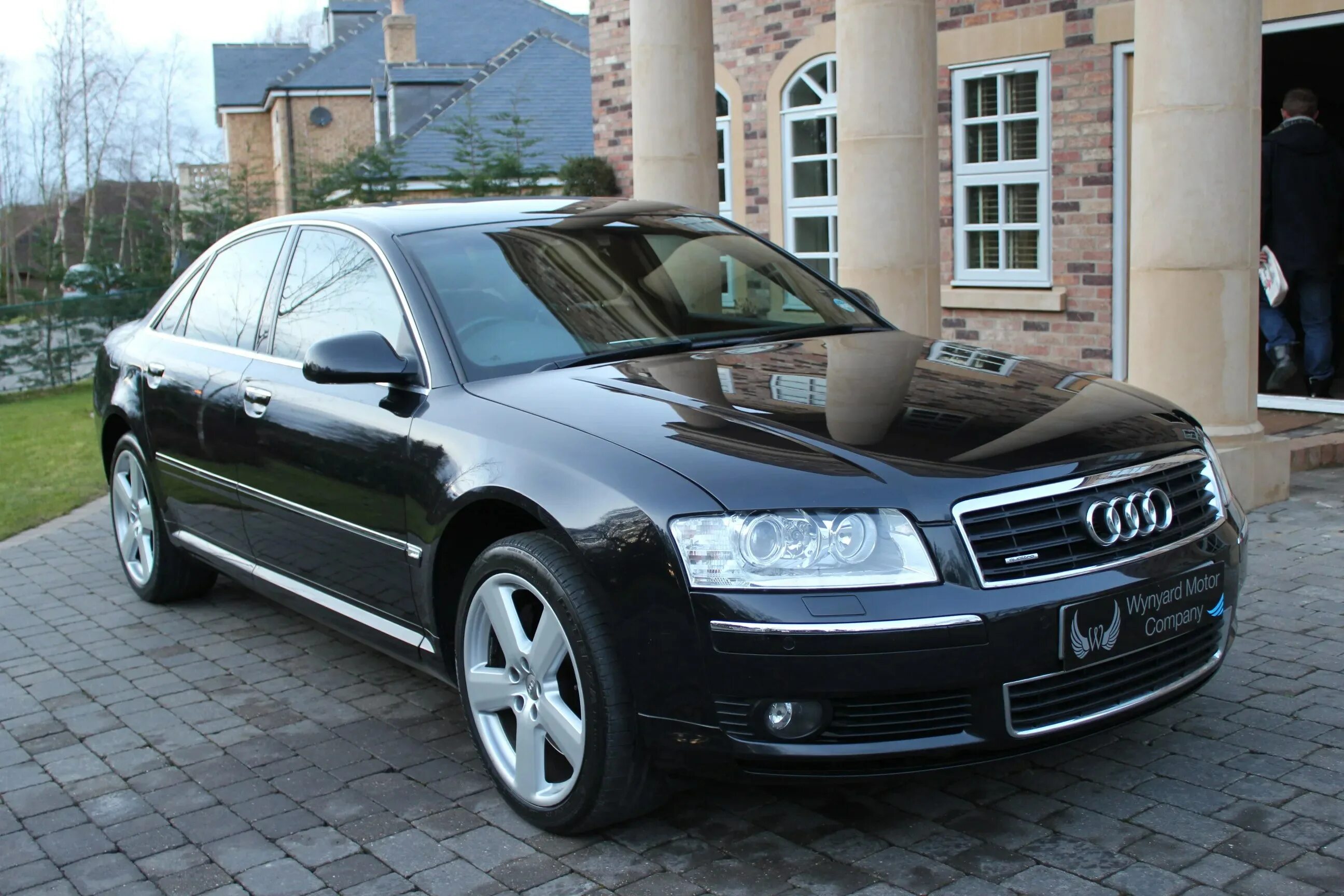 Купить ауди а 8 1. Audi a8 2001. Audi a8 w12 2001. Ауди а8 2004. Audi a8 2003.