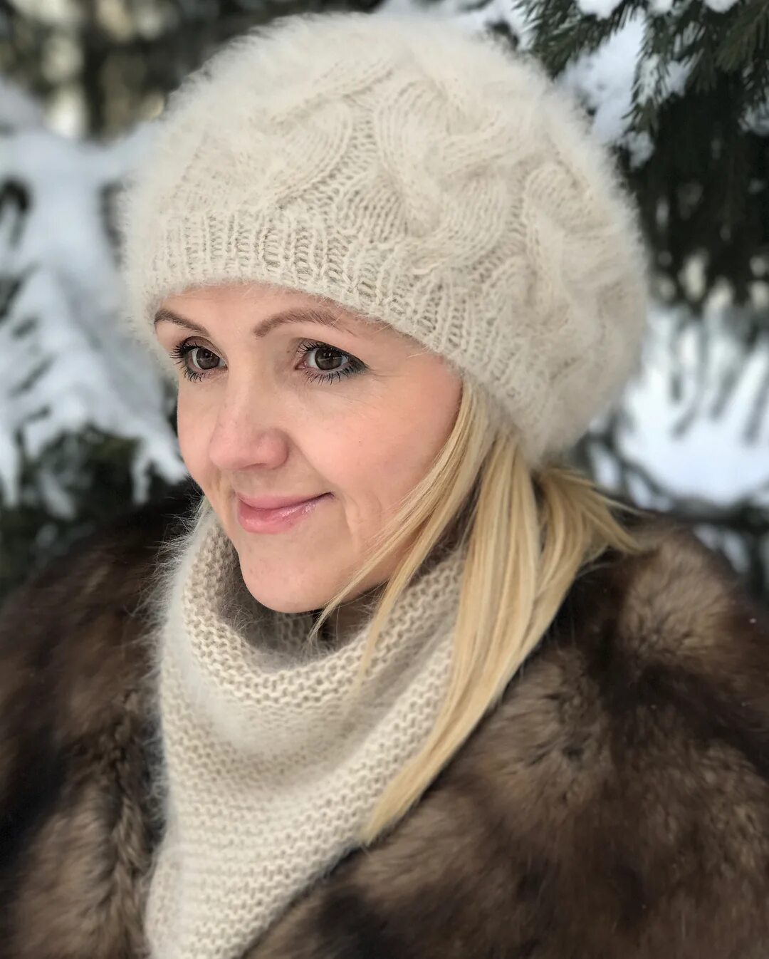 Шапка карина forti из ангоры серая. Шапка из пуха норки женщине 60. Пуховые вязаные шапки. Шапка из пуха норки женщине 60. Шапка из пуха норки женщине 60.