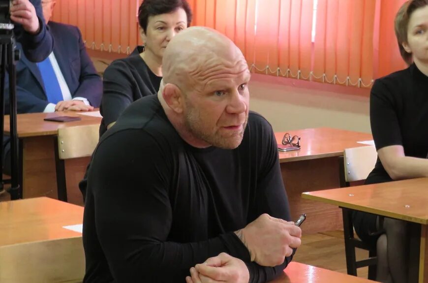 Депутат красногорского. Депутат красногорского. Депутат красногорска. Красногорская администрация сотрудники. Красногорский совет депутатов.