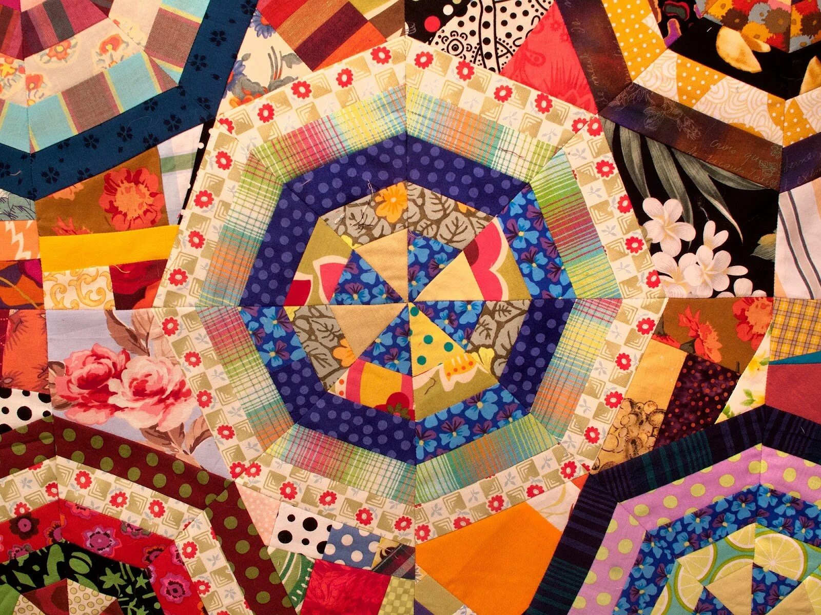 покрывало пэчворк виченца. лоскутное шитье анастасии ярнина. лоскутное шитье мастер класс. картинки лоскутков. лоскут лоскутное шитье и пэчворк.