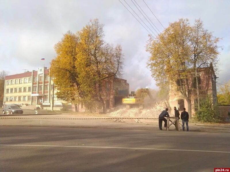 Городское поселение Невель. Город Невель Псковская область. Район льнокомбината Невель. Невель площадь. Невельское обстановка