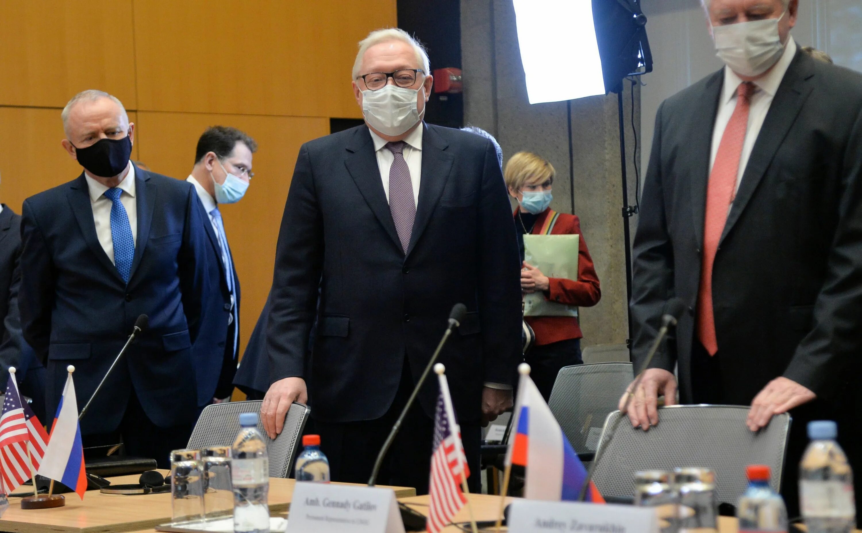 Провал переговоров. Рябков пресконыеренция в Женеве. 7 Апреля 2014 года в Женеве состоялась встреча. Швейцария с НАТО обсуждает открытие офиса в Женеве. Переговоры провал