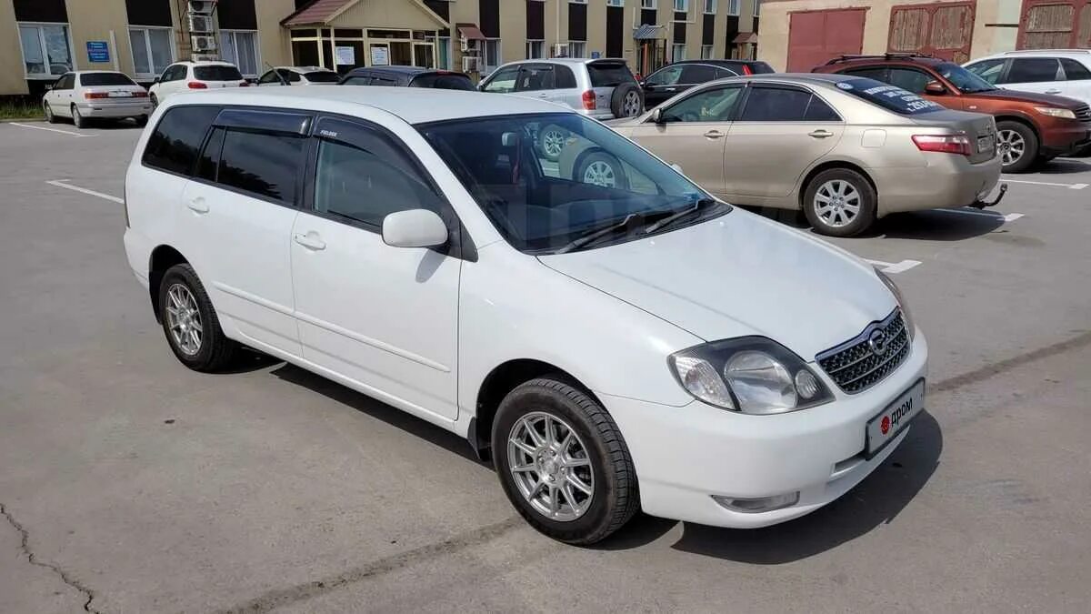 Купить филдер в новосибирске. Toyota Corolla Fielder 2002. Toyota Corolla Fielder 2002 АКПП. Тойота Королла Филдер 2002 года. Белый Филдер 2002.