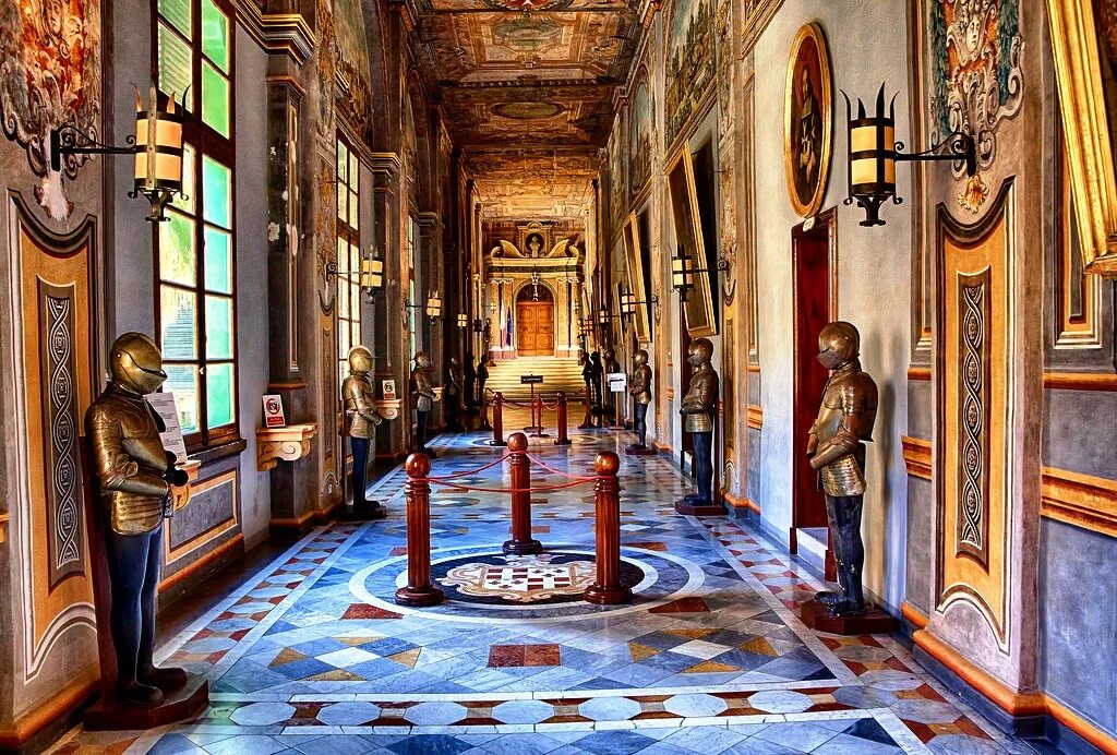 Дворец великого магистра мальта внутри. Магистр дворца. Магистр дворца. Дворец великого магистра валлетта. Дворец великого магистра мальта.