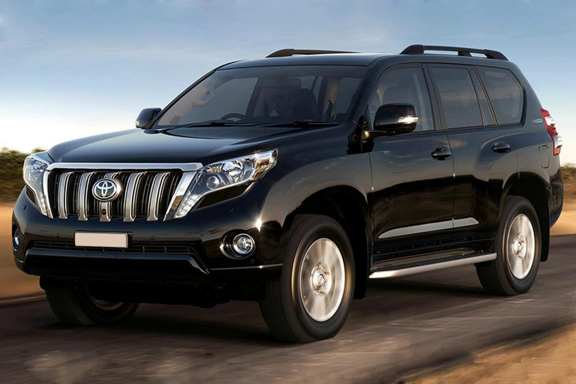 Купить прадо 2024 года. Toyota Land Cruiser Prado 2016. Toyota Land Cruiser Prado 2017. Тойота ленд Крузер Прадо 2017. Тойота Линд Крузер Прада.