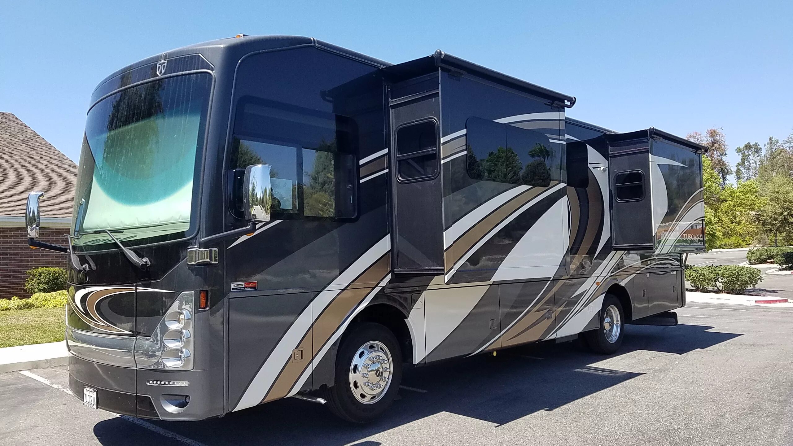 Автодом автобус Thor Tuscany 34st. Автодом автобус 2020. Автодом Airstream 2020. Автодом Motorhome. Колеса автобус купить