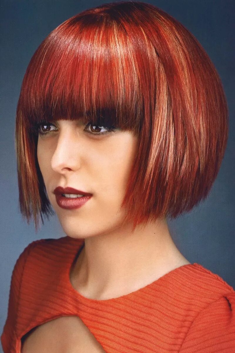 Стрижка боб-каре 2021 на средние волосы. Асимметричный боб каре. Асимметричное боб каре колорирование. Колорирование волос на боб каре. Колорирование волос на каре с челкой боб.