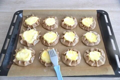 Шаньги из ржаной муки с картошкой